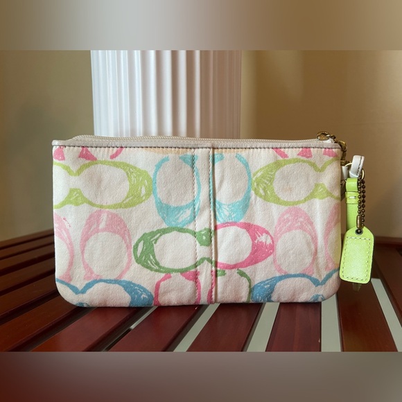 VINTAGE Colorful Coach Wristlet - Picture 4 of 6